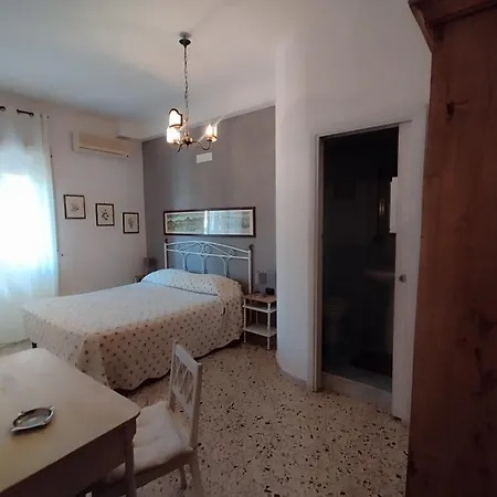 Da Vincenzo فندق مبيت وإفطار Cava deʼ Tirreni
